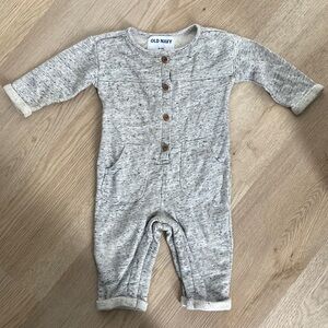 Old Navy Heathered Gray Baby Romper